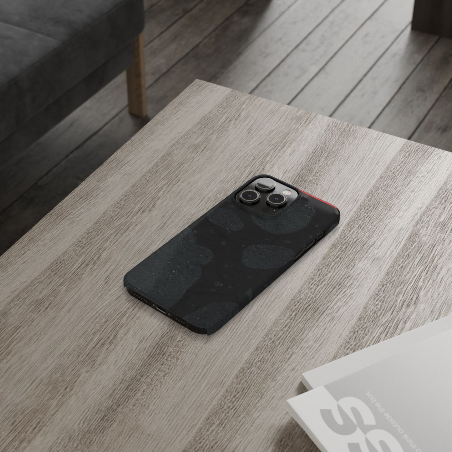 Elegant Dark Green Slim Phone Case - Stylish and Protective