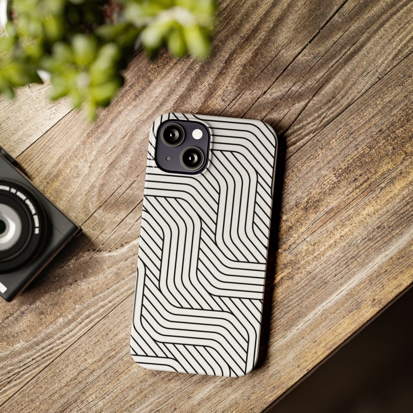 Stylish Geometric Slim Phone Case - Sleek Black and White Design for Minimalist Aesthetics